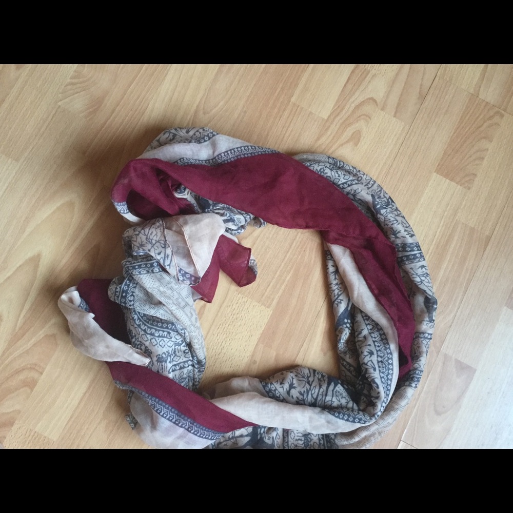 Large scarf